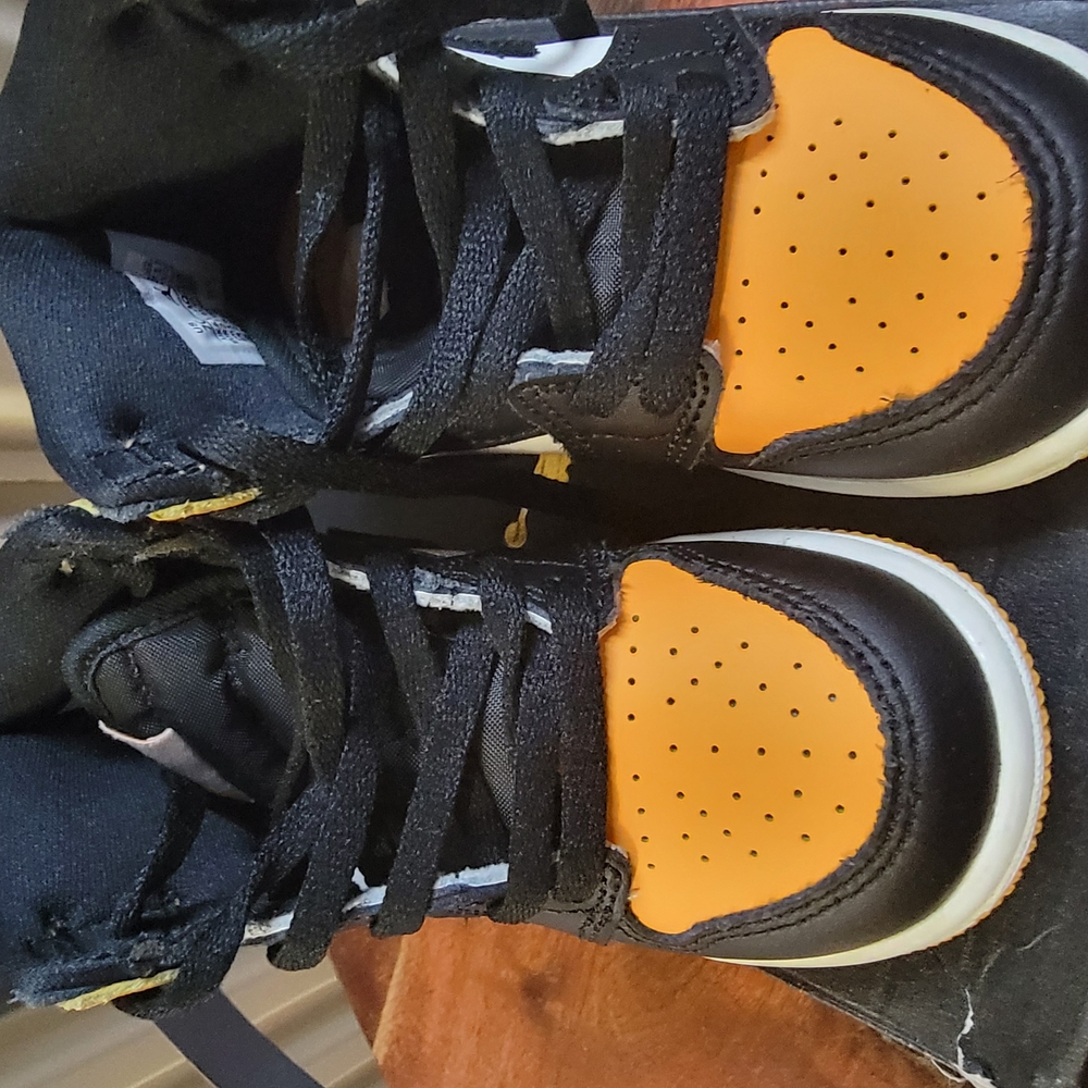 Jordan Black and Orange Sneakers High-Top Leather